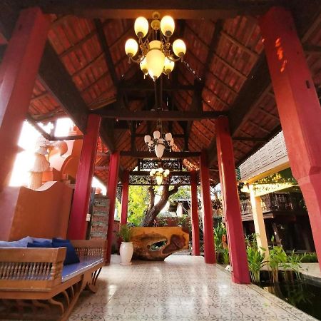 Hotel Donpin8-Timeless House Chiang Mai Exterior foto